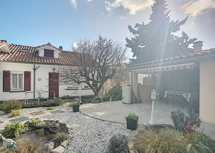 Διαμέρισμα F2 Avec Terrasse Pres Du Centre Et Des Thermes, Animaux Acceptes, Options De Services Disponibles - Fr-1-451-31